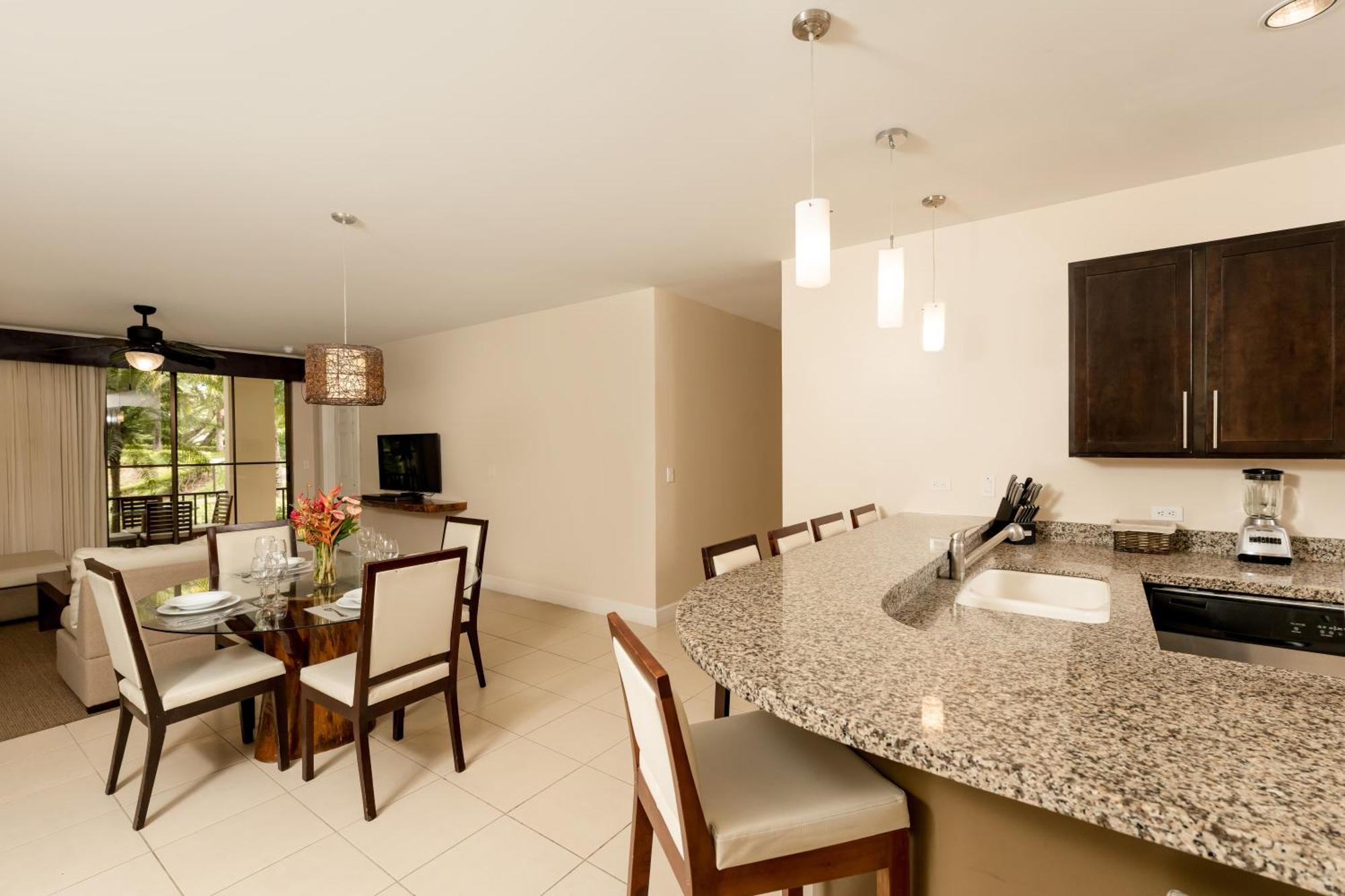 Coco Breeze Pacific Apartment Exterior foto