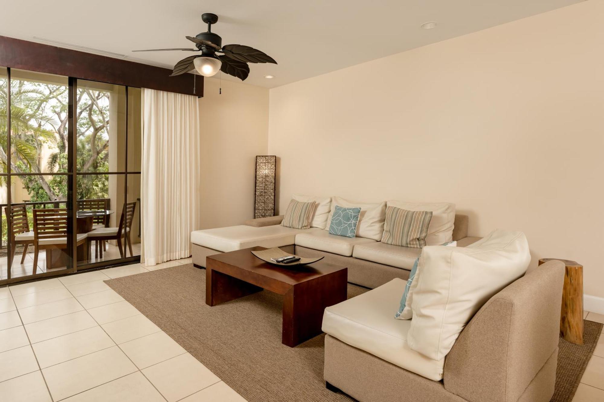 Coco Breeze Pacific Apartment Exterior foto