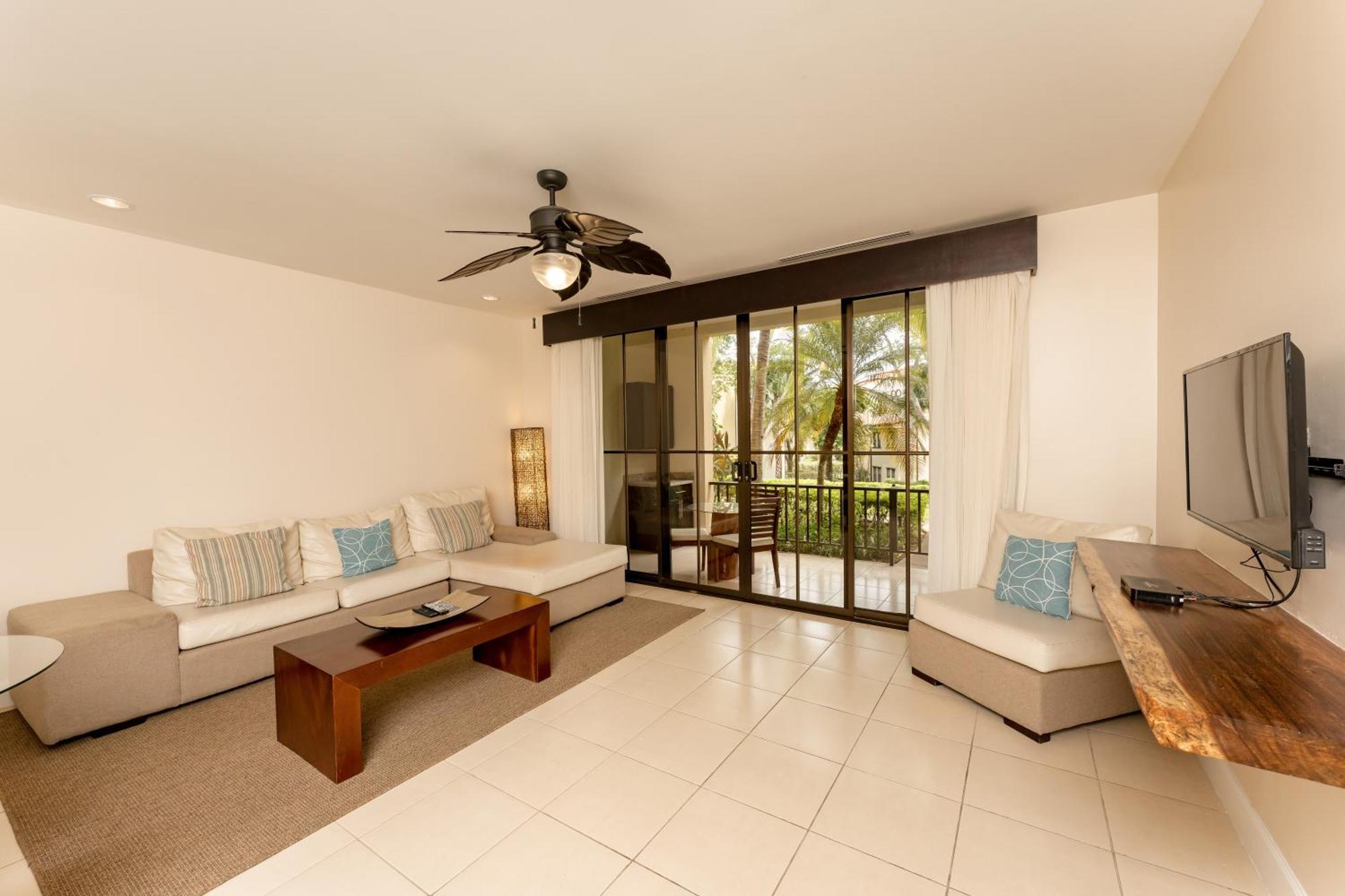 Coco Breeze Pacific Apartment Exterior foto