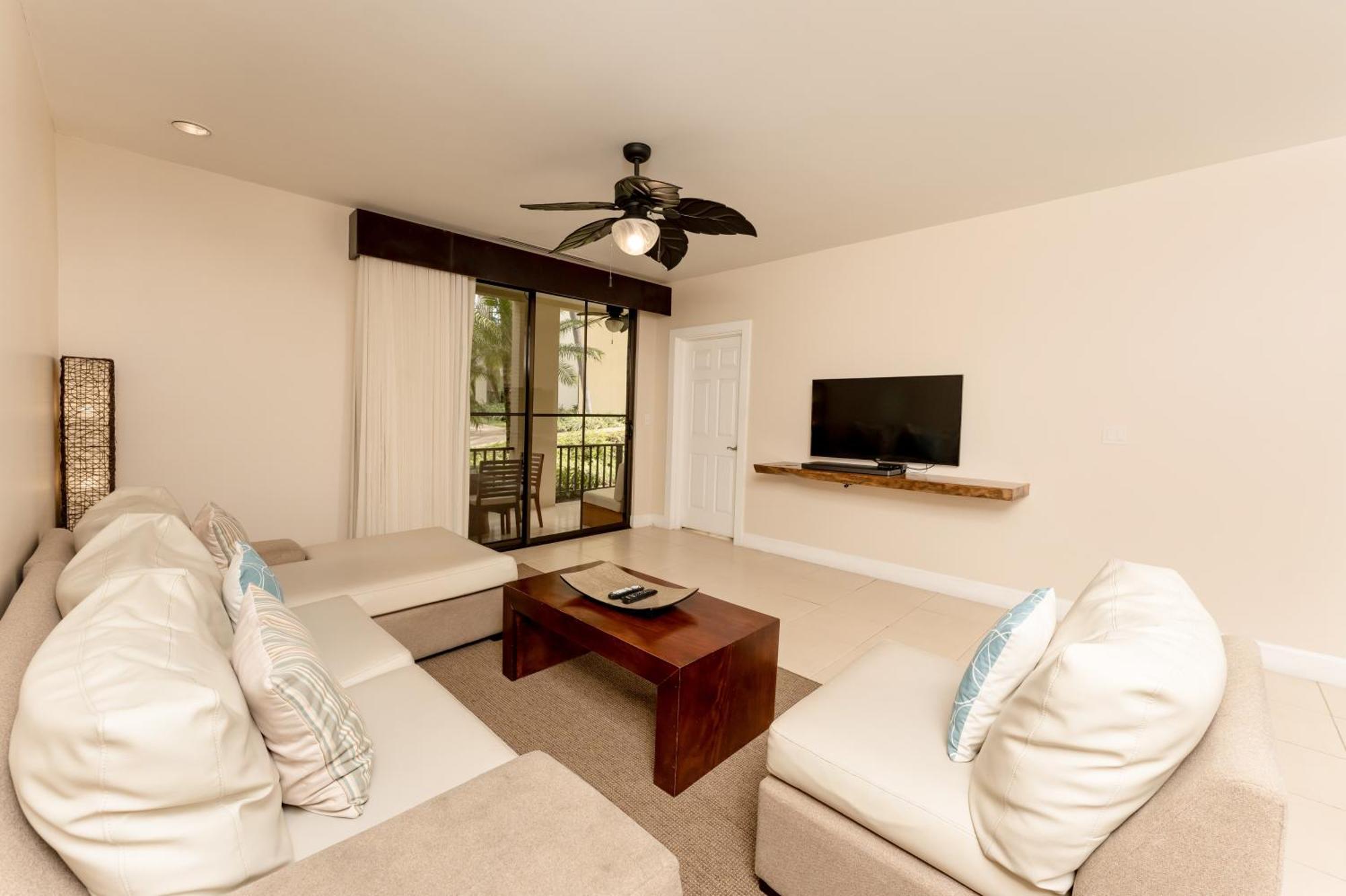 Coco Breeze Pacific Apartment Exterior foto